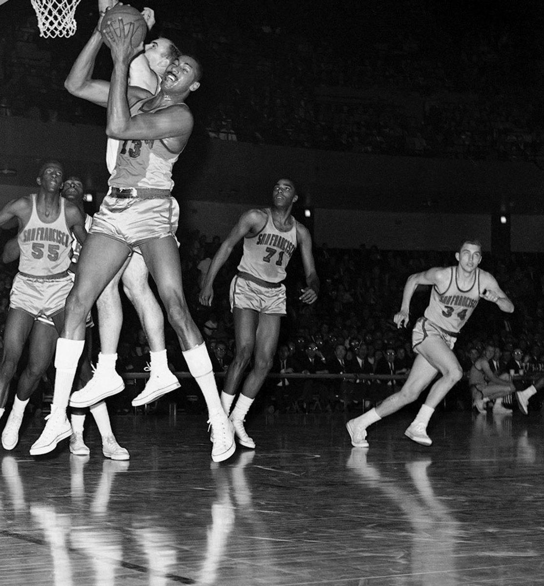 71-Willie-Naulls.jpg